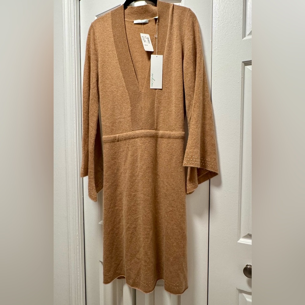 100% Cashmere Tan Long Sleeve Sweater Dress w/Belt - Picture 6 of 10